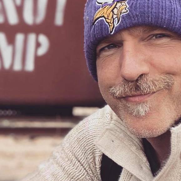 Meet your Posher, Paul - Picture 1 of 1